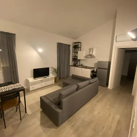 Dante Alighieri Διαμέρισμα Μπαρντολίνο