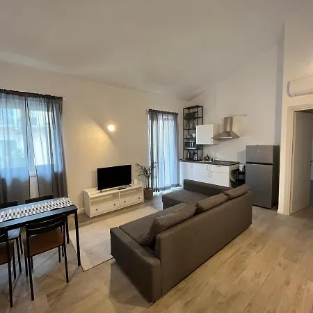 公寓 Dante Alighieri 巴多利诺