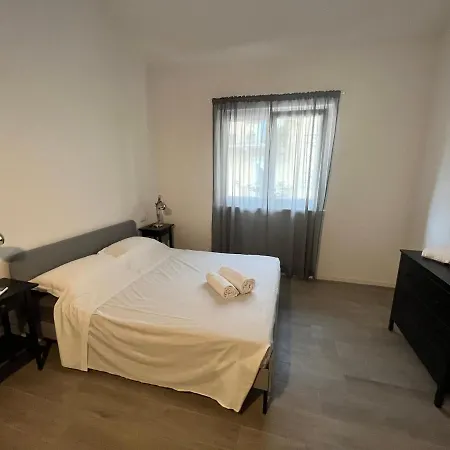 Dante Alighieri 巴多利诺